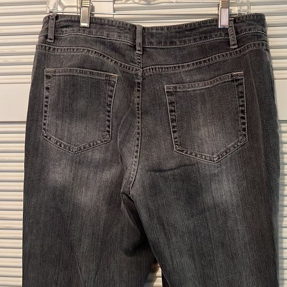 COLDWATER CREEK Straight Leg Jeans - Picture 4 of 7